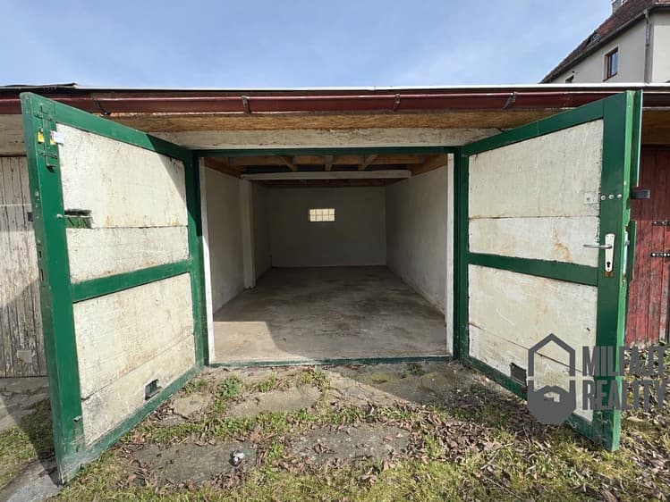 Pronájem garáže 22 m²