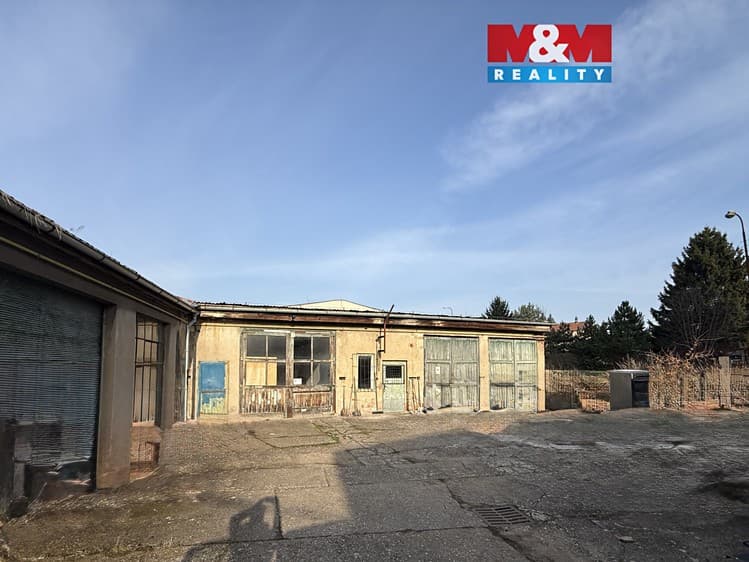 Pronájem garáže 150 m²