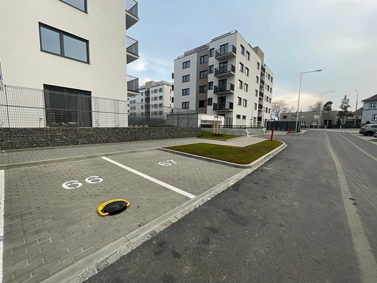 Pronájem specifického typu nemovitosti 11 m²