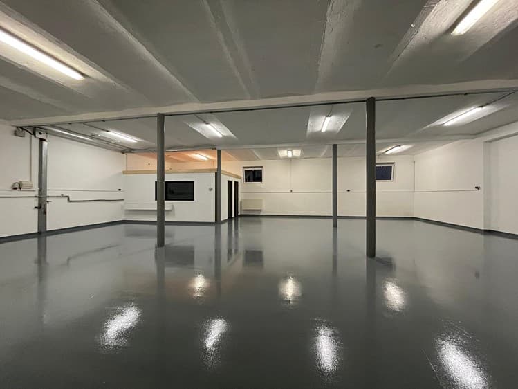 Pronájem skladového prostoru 175 m²