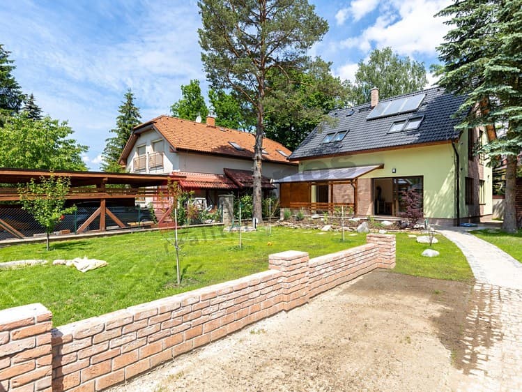 Pronájem rodinného domu 151 m², pozemek 434 m²