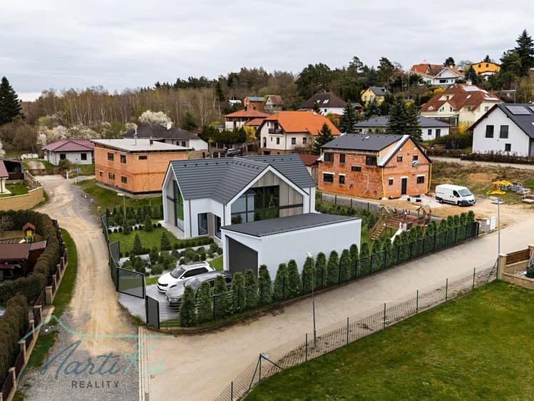 Prodej stavebního pozemku 1 001 m²