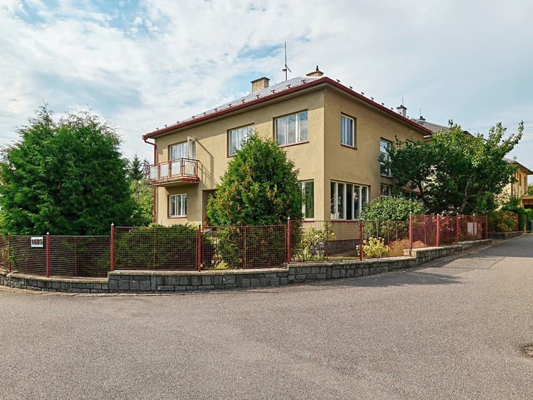 Prodej rodinného domu 210 m², pozemek 845 m²
