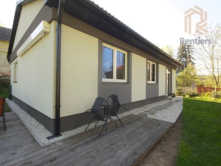 Prodej rodinného domu 86 m², pozemek 332 m²
