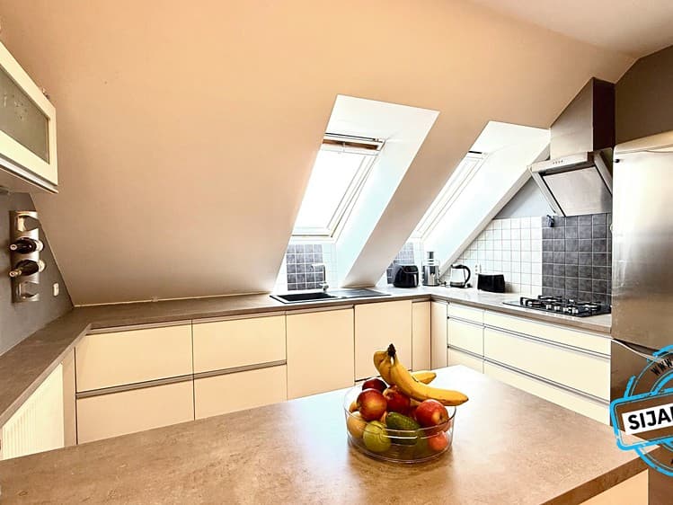 Prodej bytu 3+kk 84 m² (Podkrovní)