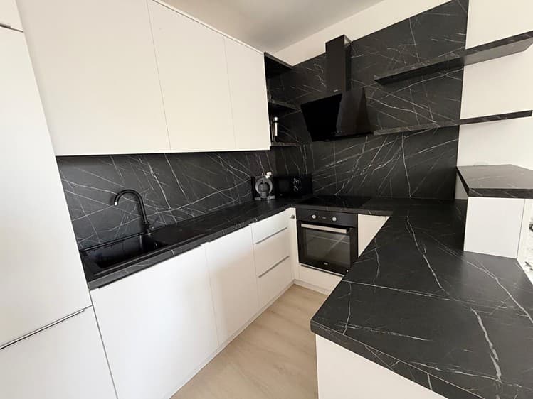 Prodej bytu 1+kk 35 m² (Jednopodlažní)
