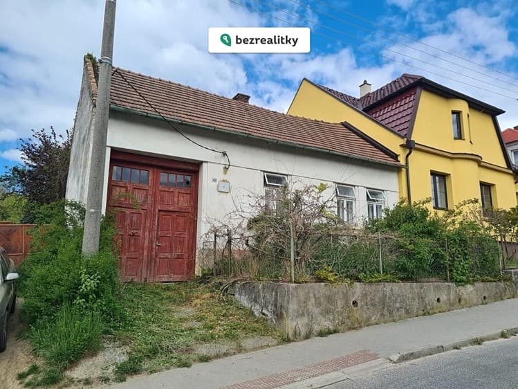 Prodej rodinného domu 60 m², pozemek 3 106 m²