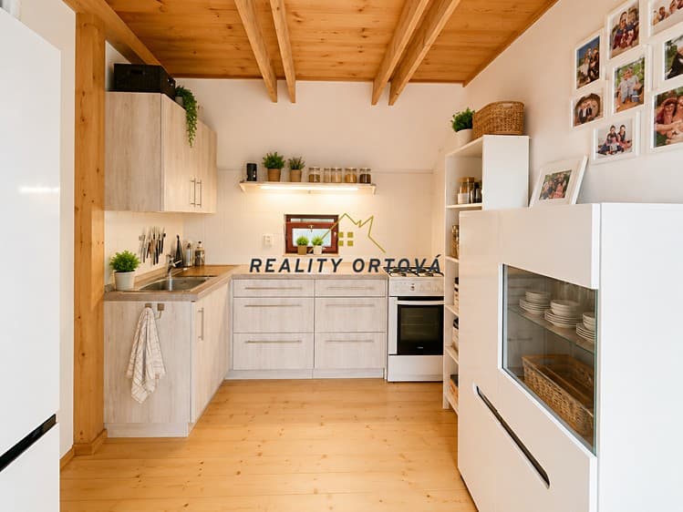 Pronájem bytu 2+kk 30 m²