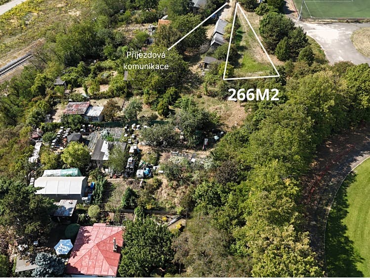 Pronájem pozemku 266 m²