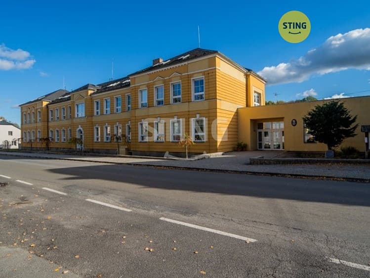 Pronájem bytu 1+1 62 m²