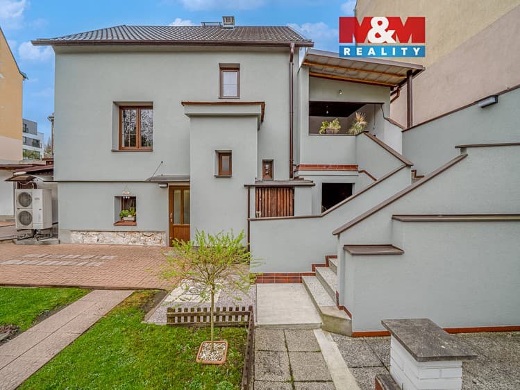 Prodej rodinného domu 127 m², pozemek 388 m²