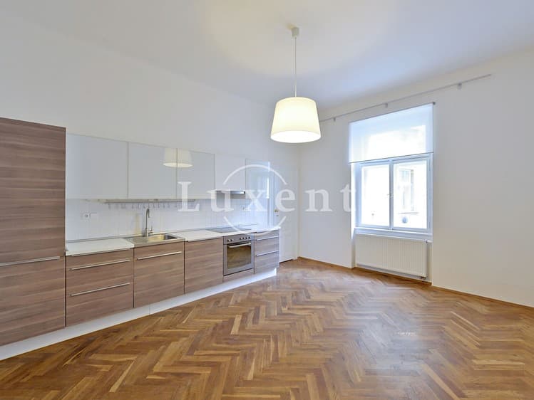Pronájem bytu 3+kk 93 m²