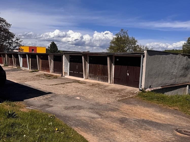 Prodej garáže 18 m²
