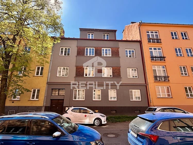 Pronájem bytu 2+1 60 m² (Jednopodlažní)