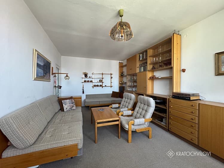 Pronájem bytu 2+1 62 m² (Jednopodlažní)