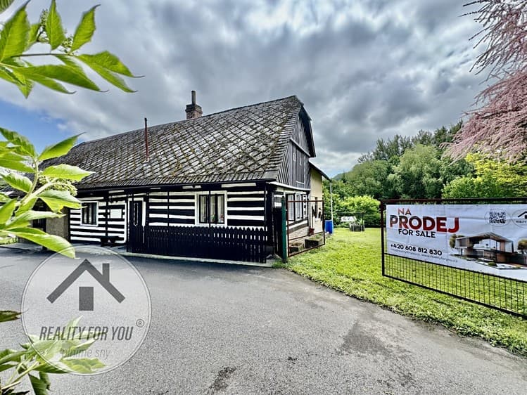Prodej rodinného domu 117 m², pozemek 1 185 m²