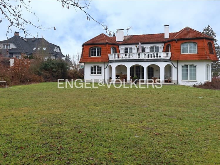 Pronájem bytu 3+kk 88 m²