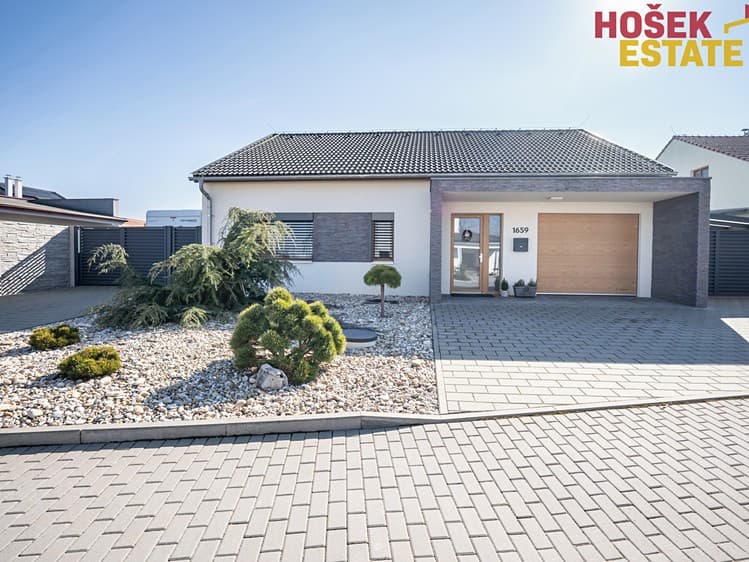 Prodej rodinného domu 160 m², pozemek 724 m²