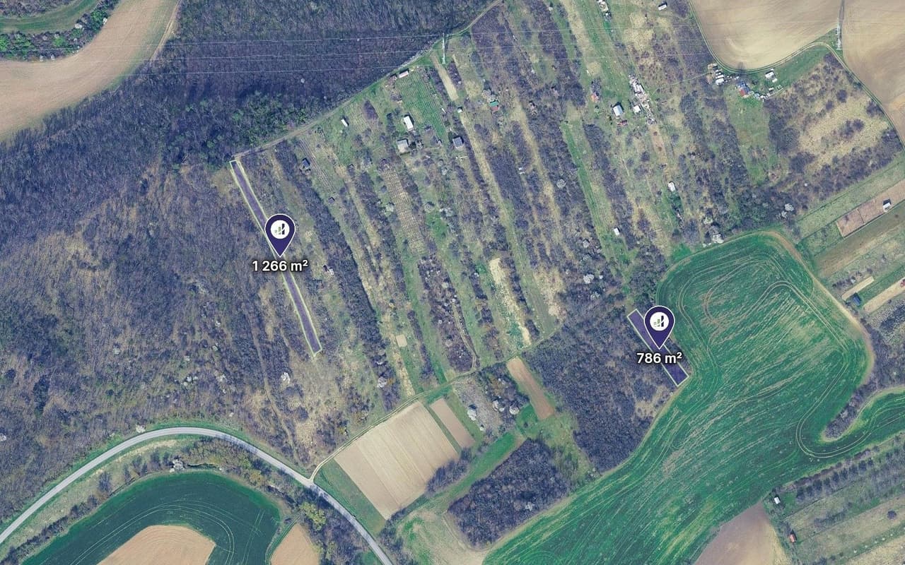 Prodej pozemku 2052 m²