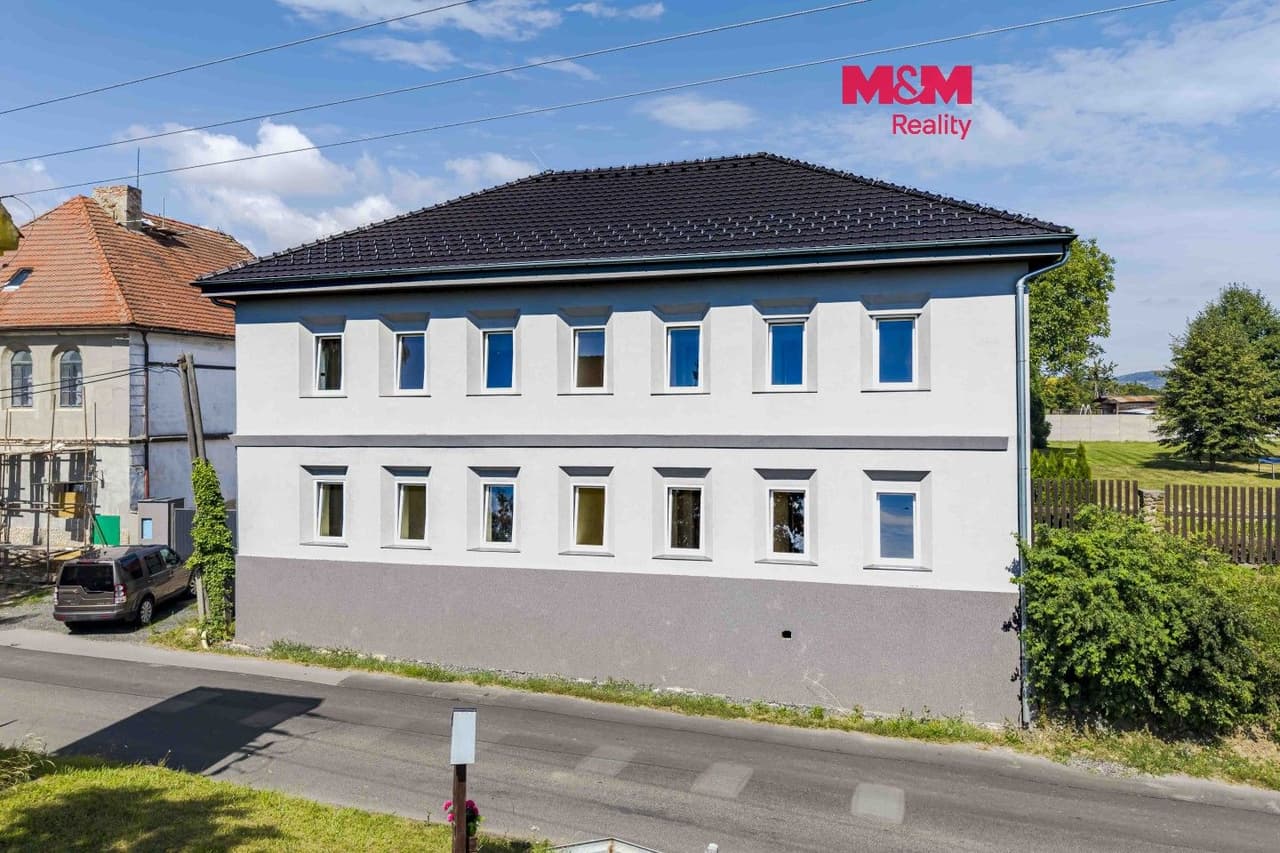Pronájem domu 302 m²