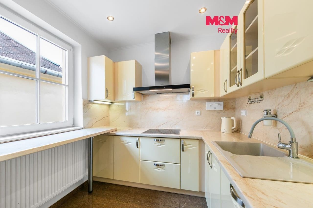 Pronájem bytu 4+1 90 m²