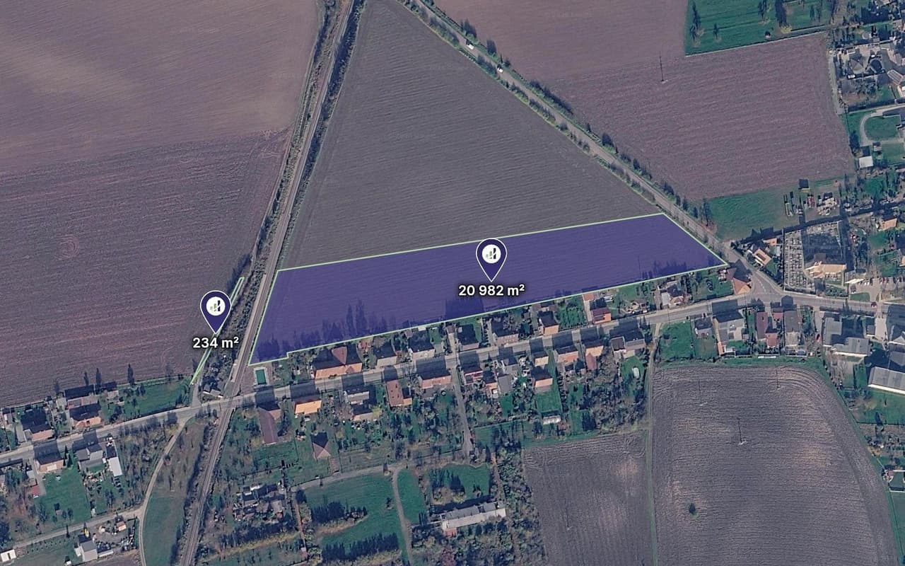 Prodej pozemku 21216 m²