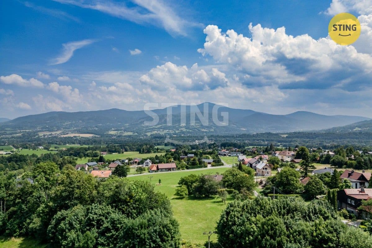 Prodej pozemku 1922 m²