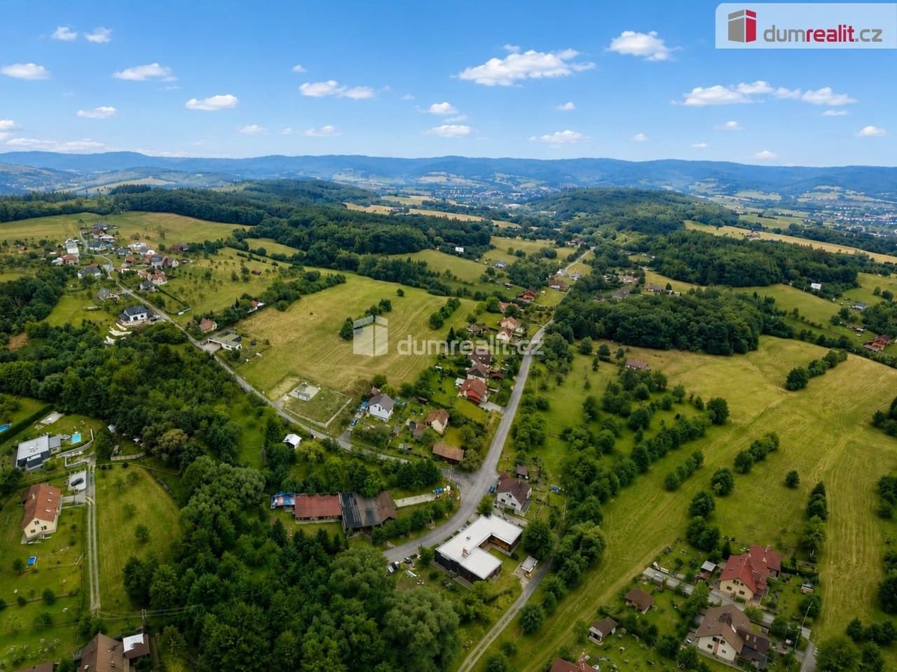 Prodej pozemku 808 m²