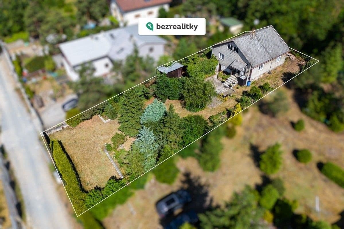 Prodej pozemku 857 m²
