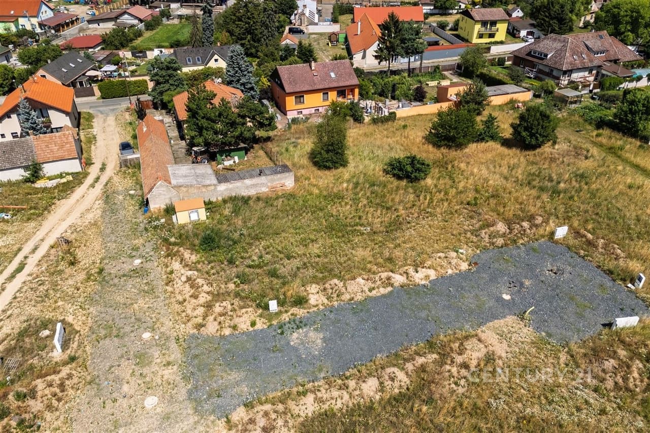 Prodej pozemku 1069 m²