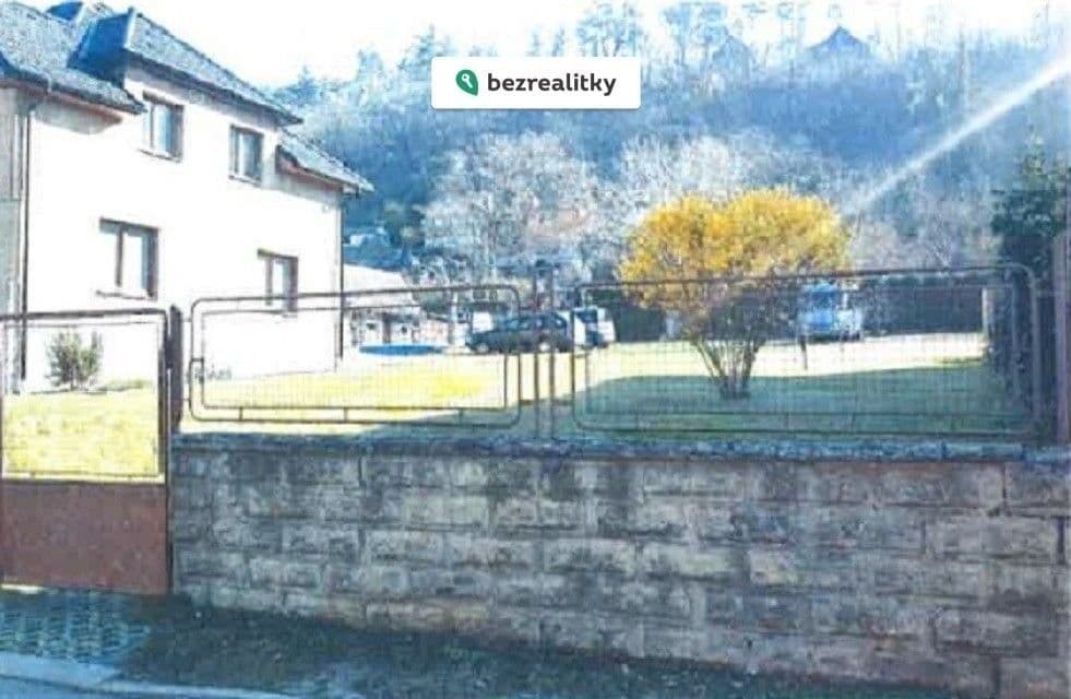 Prodej pozemku 896 m²