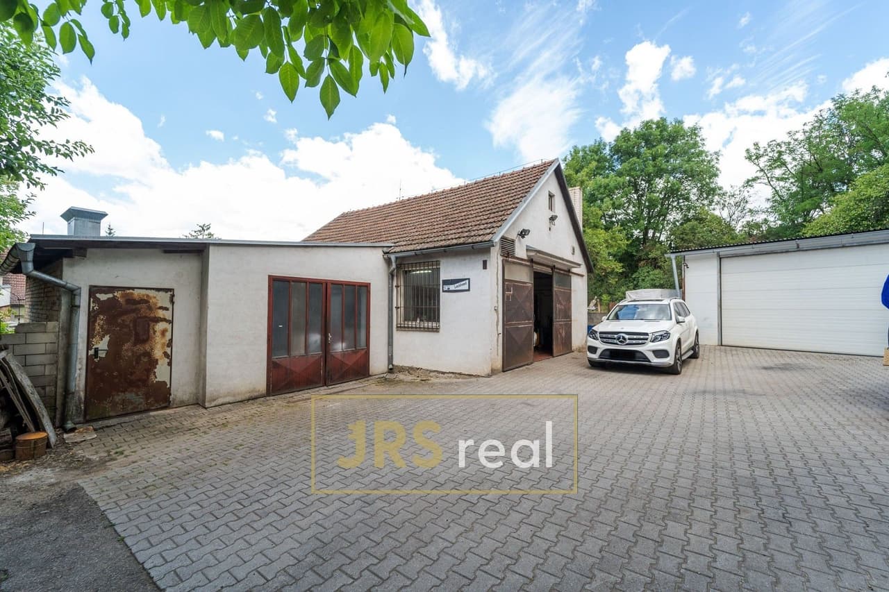 Prodej komerčního prostoru 163 m²