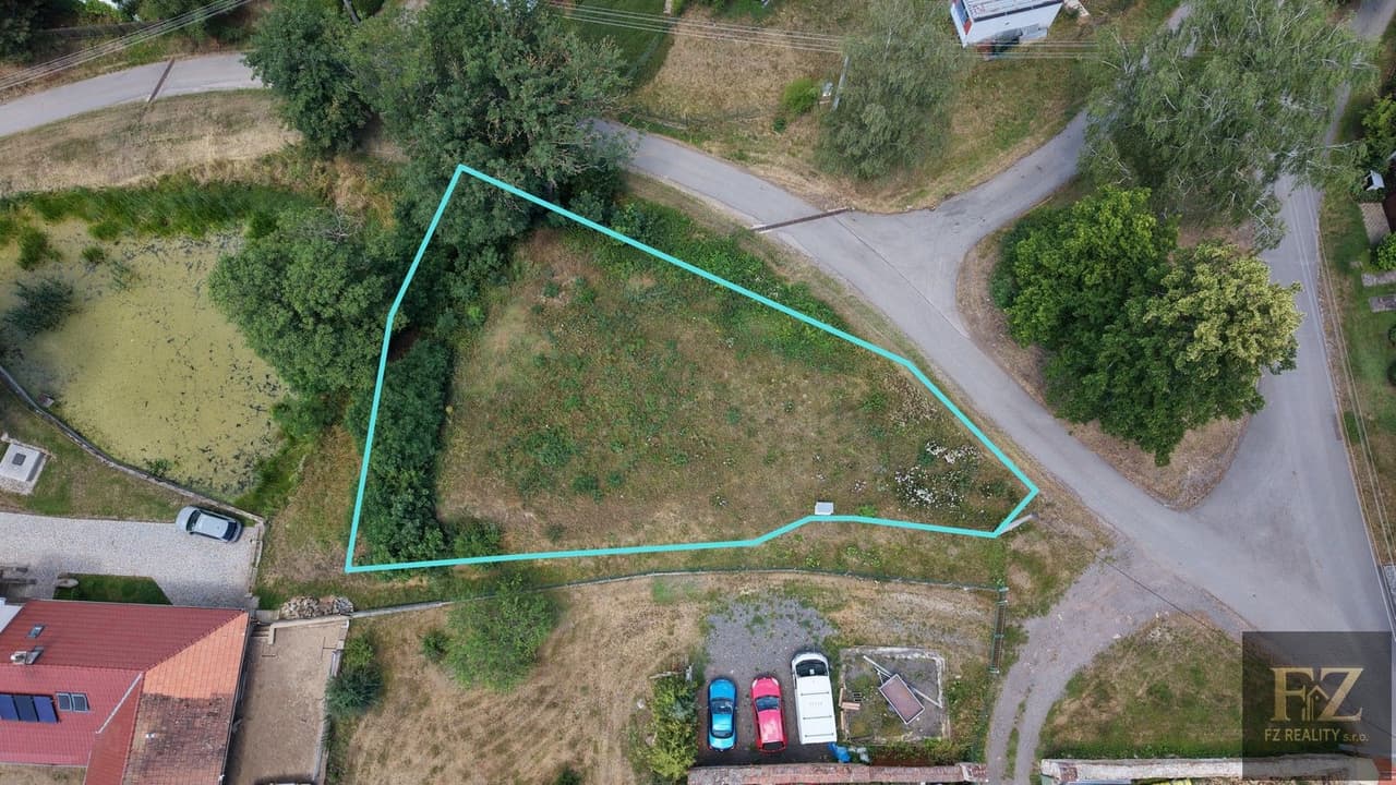 Prodej pozemku 613 m²