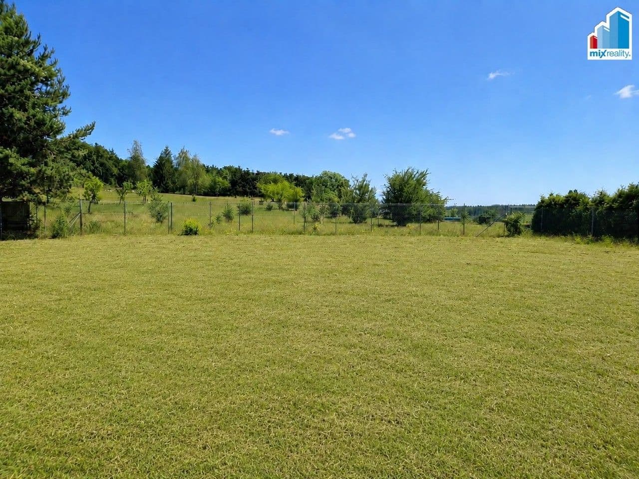 Prodej pozemku 627 m²