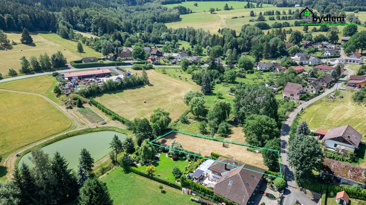 Prodej pozemku 1205 m²