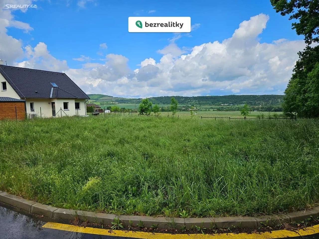 Prodej pozemku 914 m²