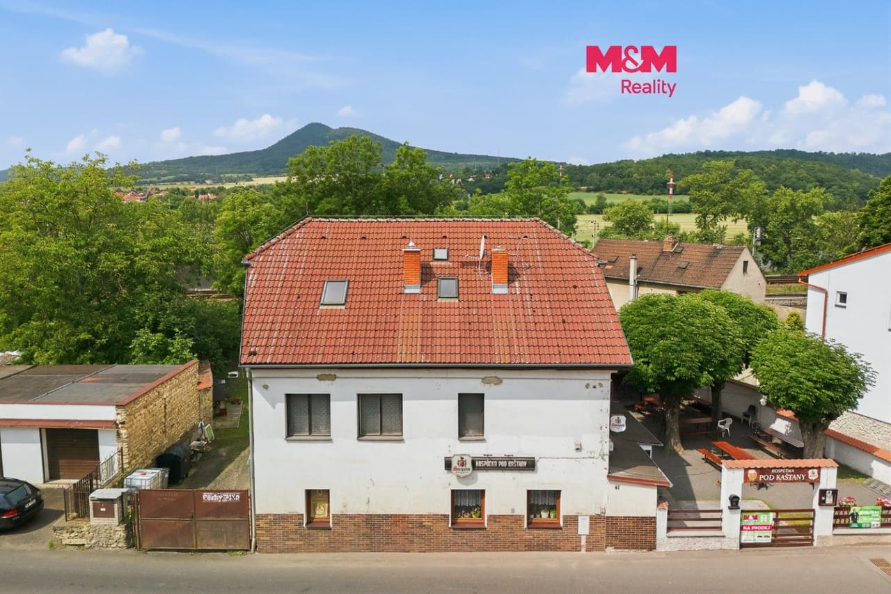 Prodej komerčního prostoru 438 m²