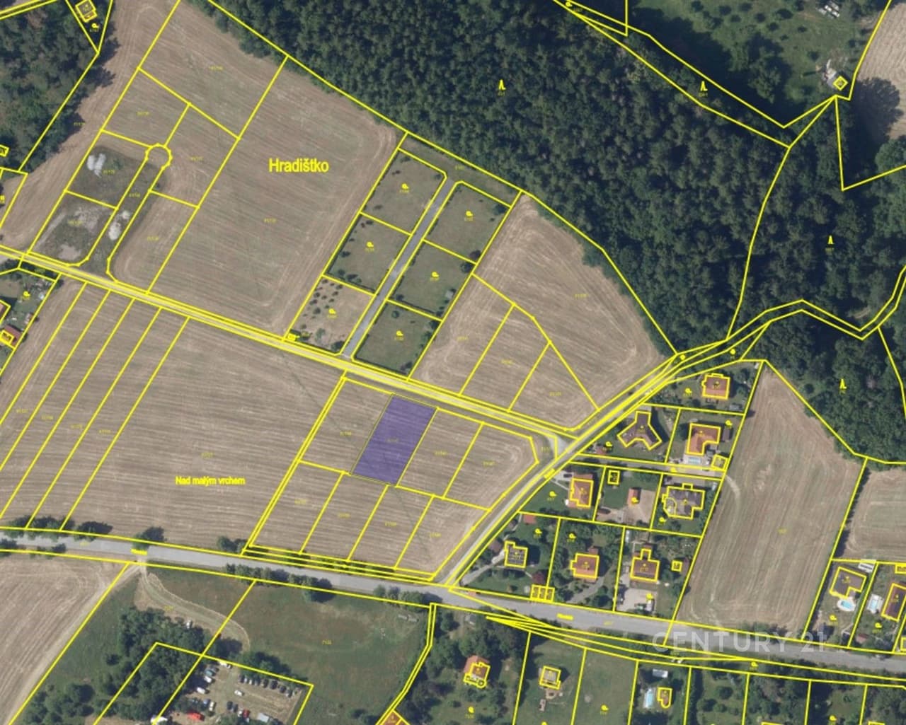 Prodej pozemku 1114 m²