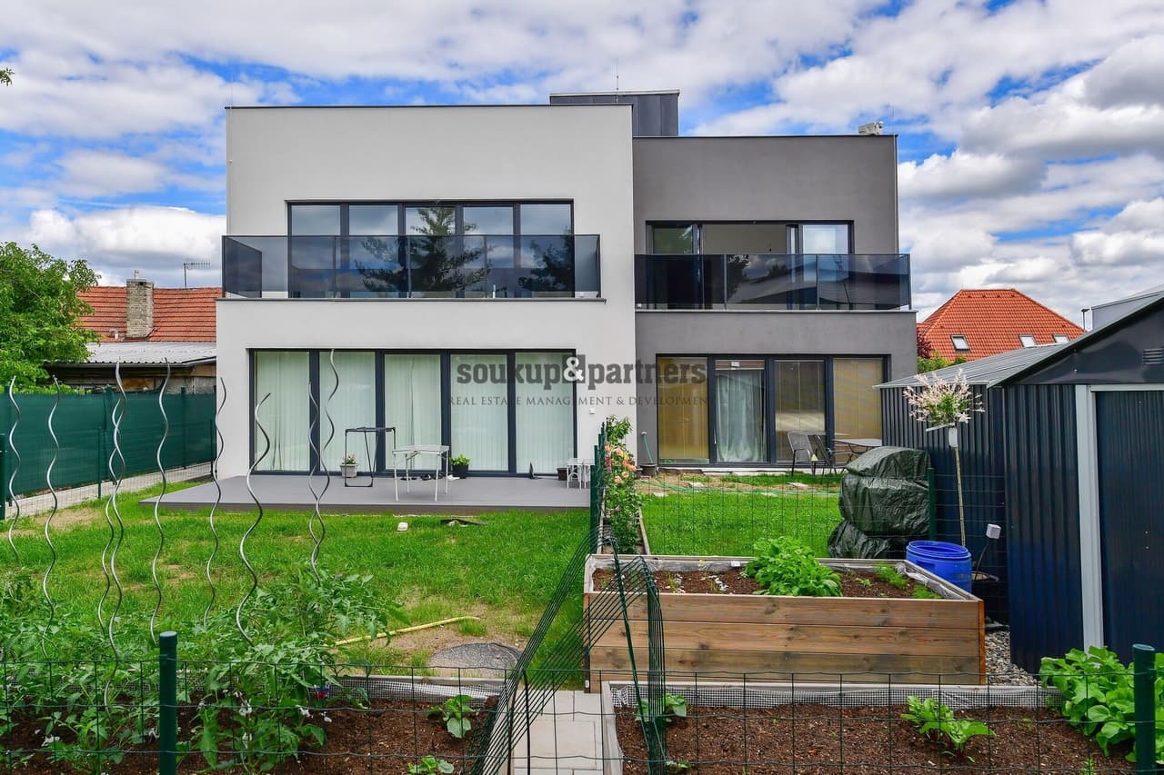 Prodej bytu 3+kk 67 m²