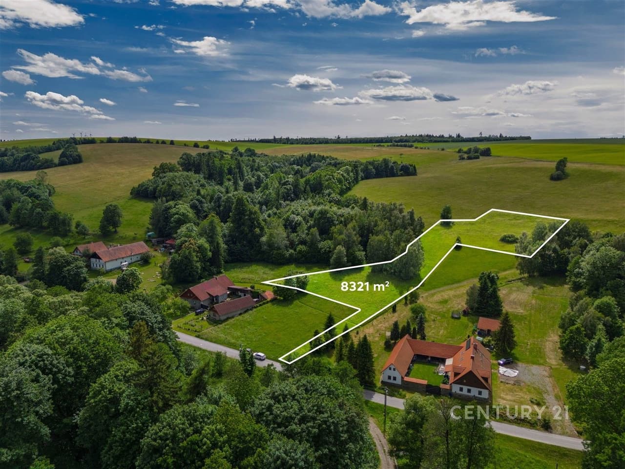 Prodej pozemku 8321 m²