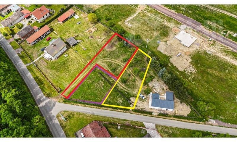 Prodej pozemku 812 m²