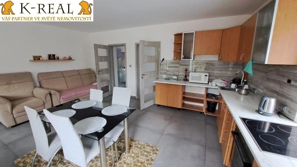 Pronájem bytu 3+kk 75 m²