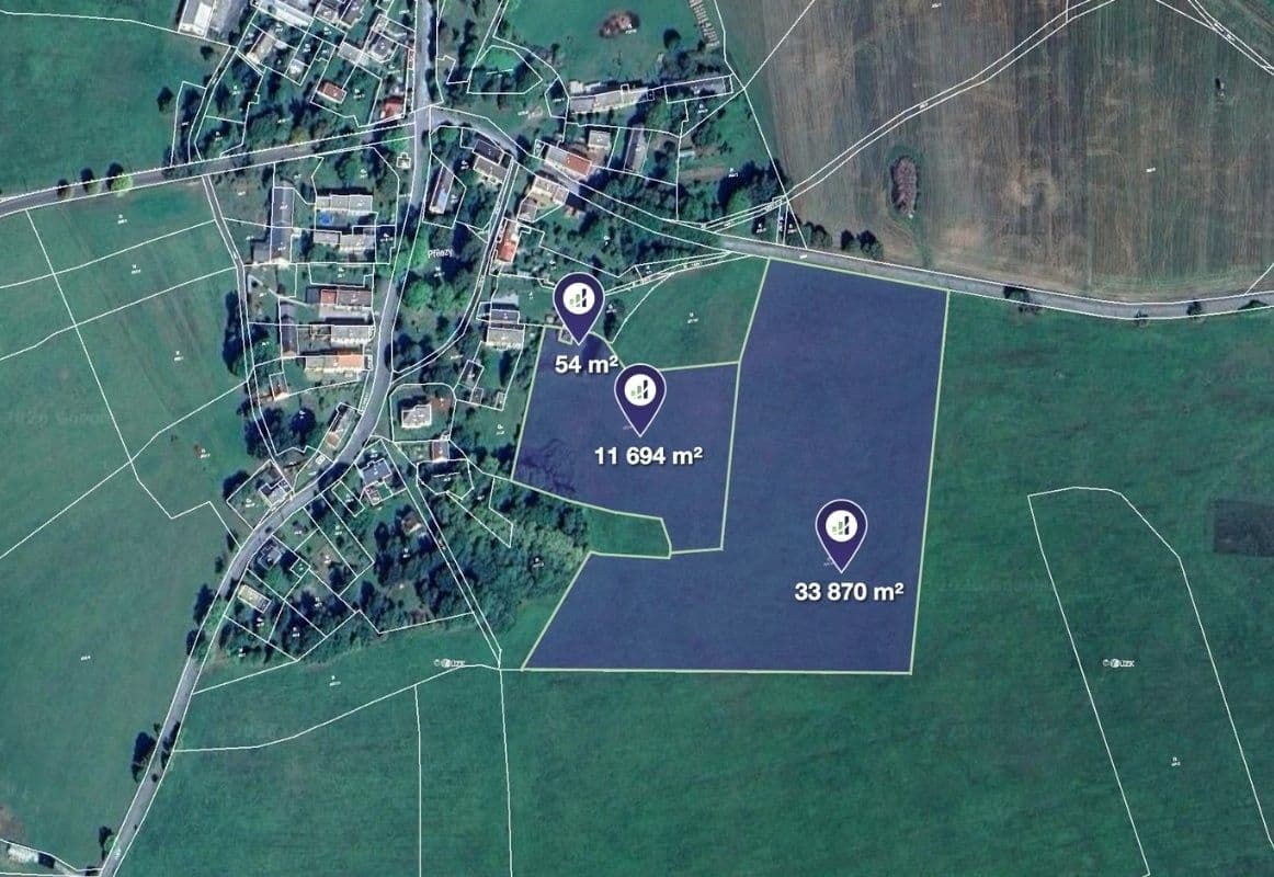 Prodej pozemku 45618 m²