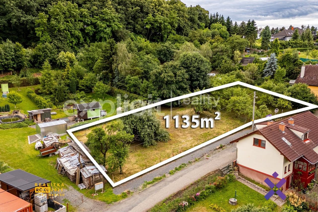 Prodej pozemku 1135 m²