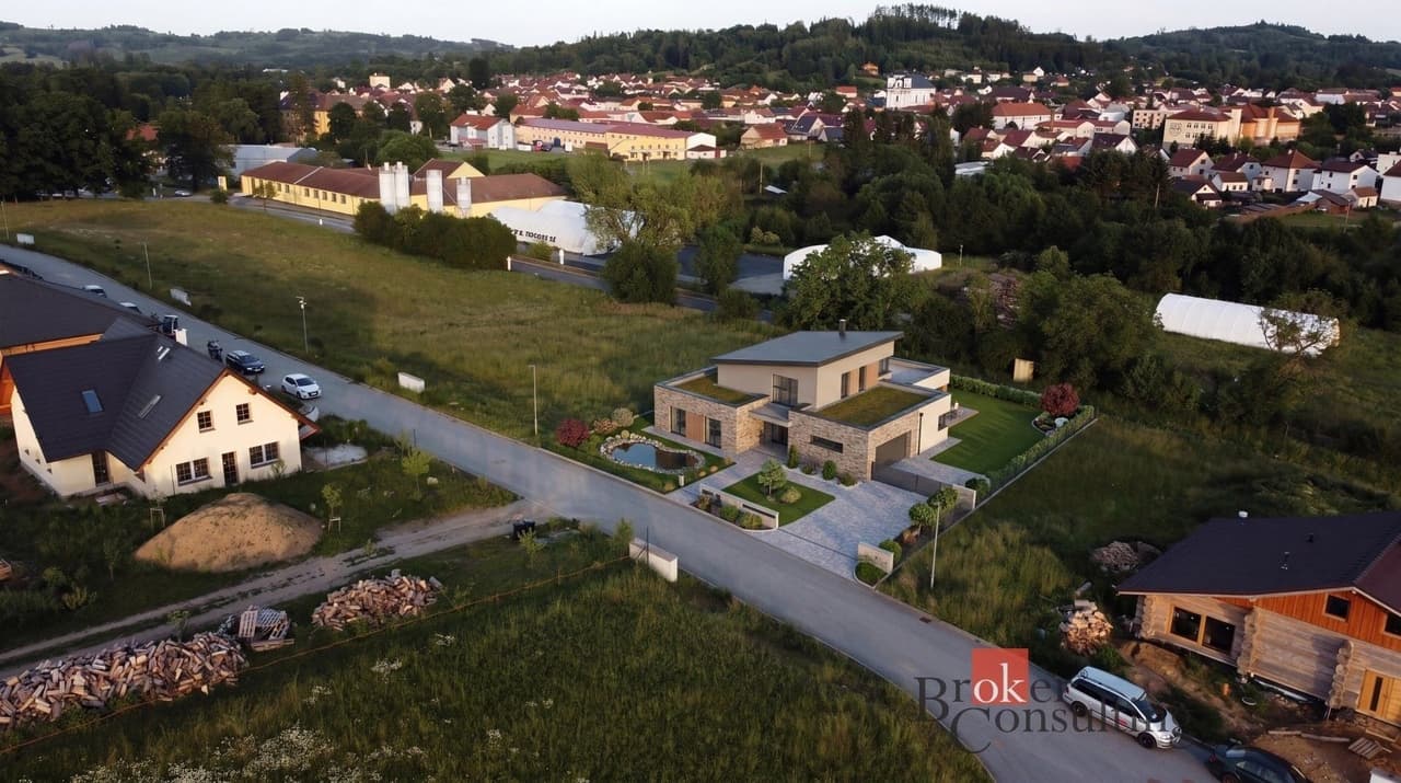 Prodej pozemku 1244 m²