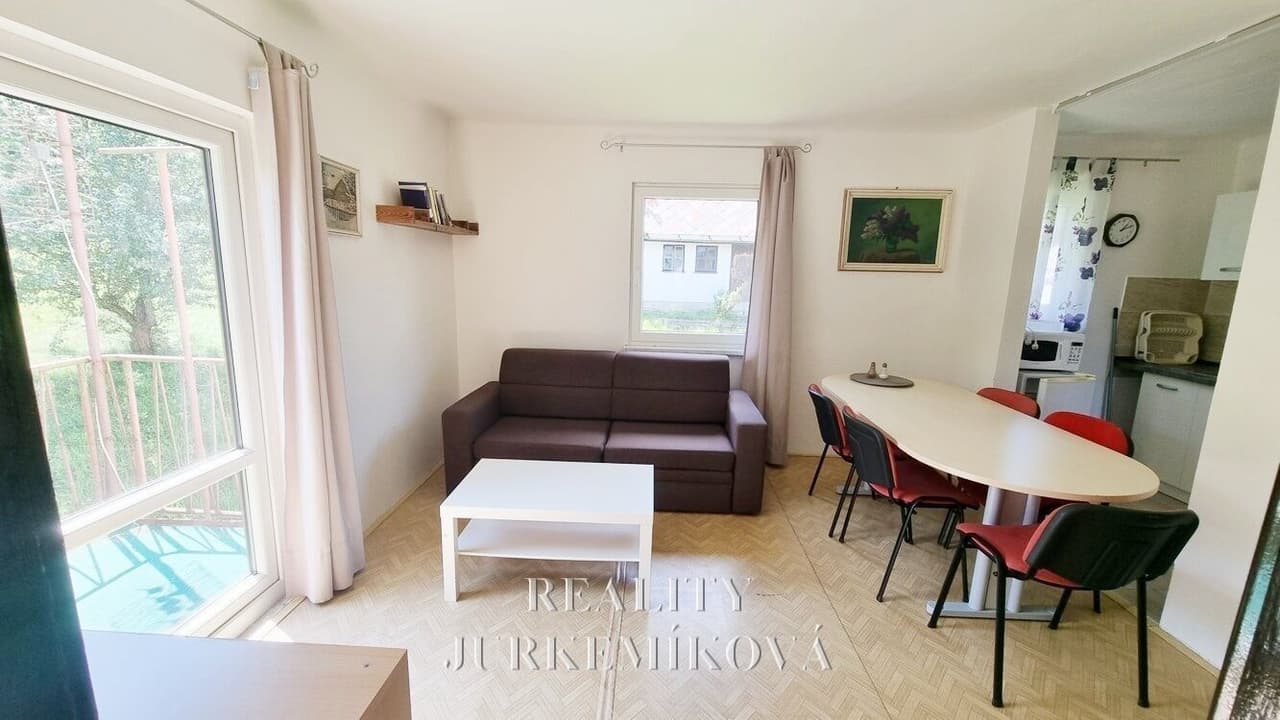 Pronájem bytu 3+kk 54 m²