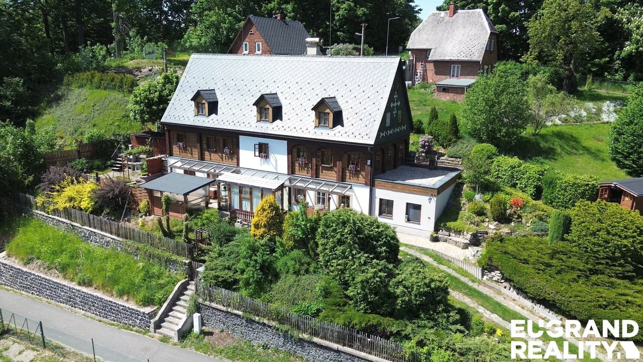 Prodej komerčního prostoru 271 m²