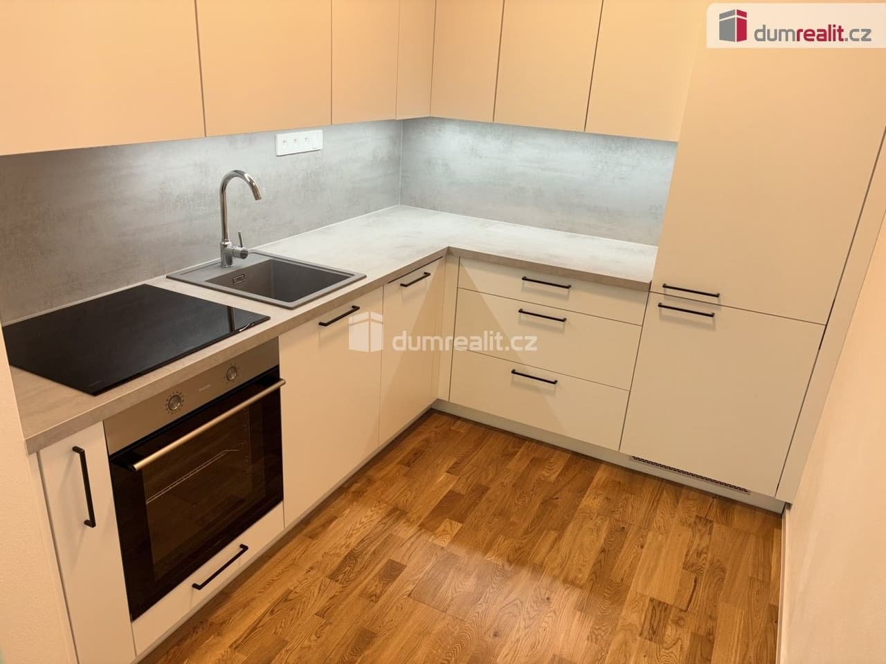 Pronájem bytu 1+kk 49 m²