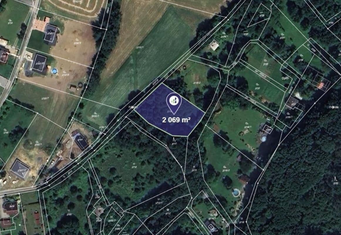 Prodej pozemku 2069 m²
