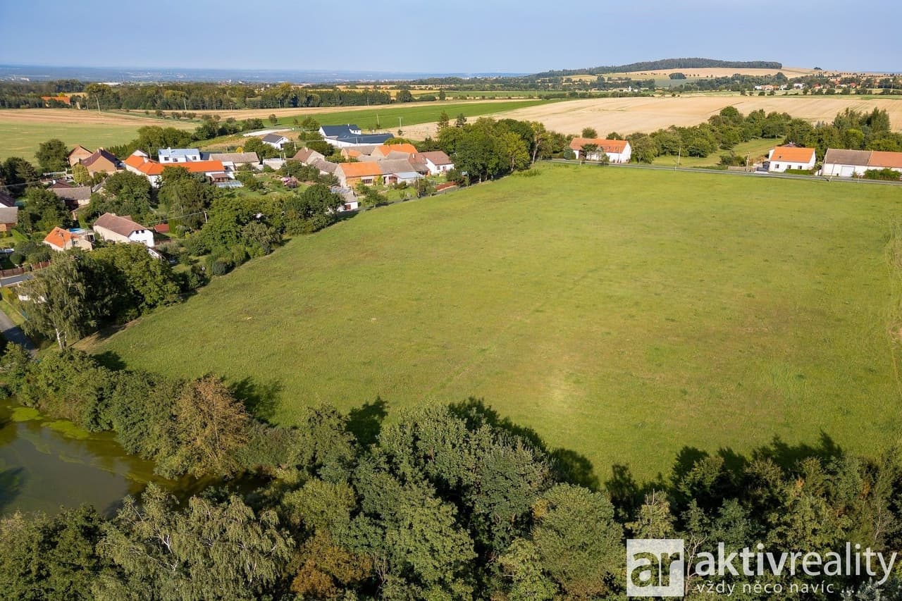 Prodej pozemku 6500 m²